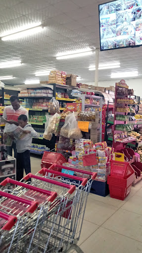 Supermercado La Pradera Hou